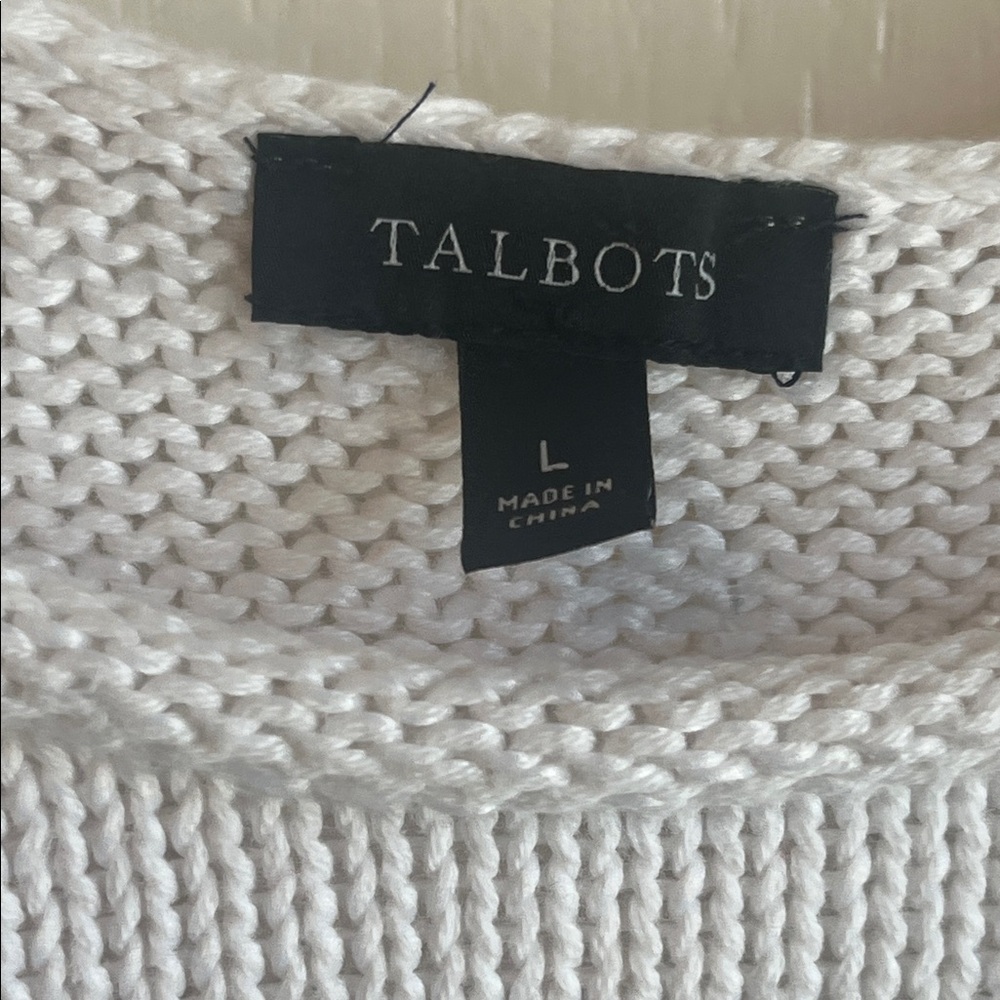 Talbots White Sweater with Pineapple Motif - Picture 3 of 11